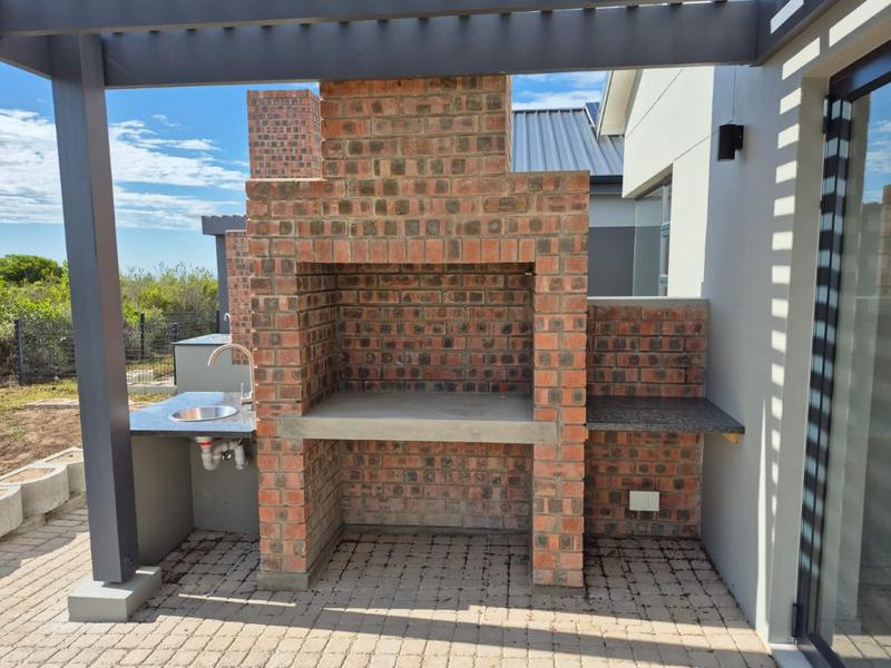 To Let 3 Bedroom Property for Rent in Paradise Coast Western Cape